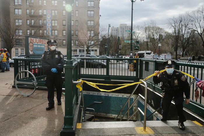 Subway Operator Is Killed in Manhattan Train Fire Believed to Be Arson