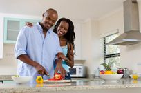 Couple cooking (Courtesy)