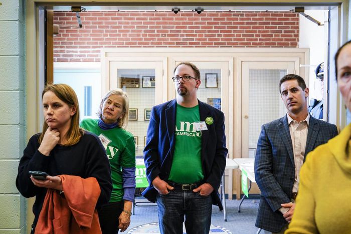 Klobuchar's Big Idea: Bipartisan Appeal Can Beat Trump