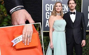 Golden Globes 2019: Time's Up shows up on pins and bracelets