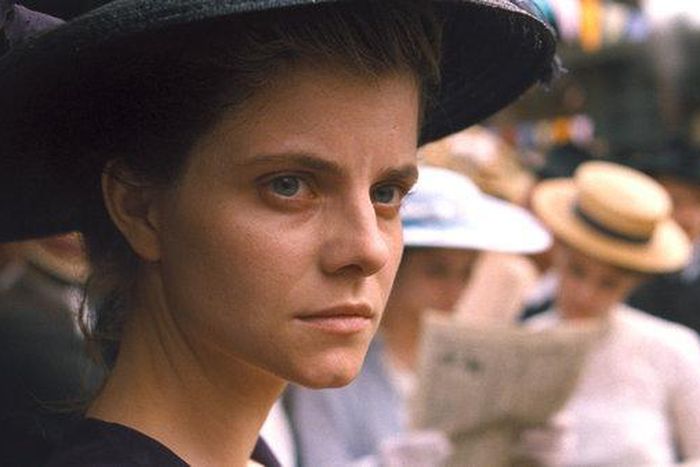 'Sunset' review: Discovering a dark past and a cataclysmic future