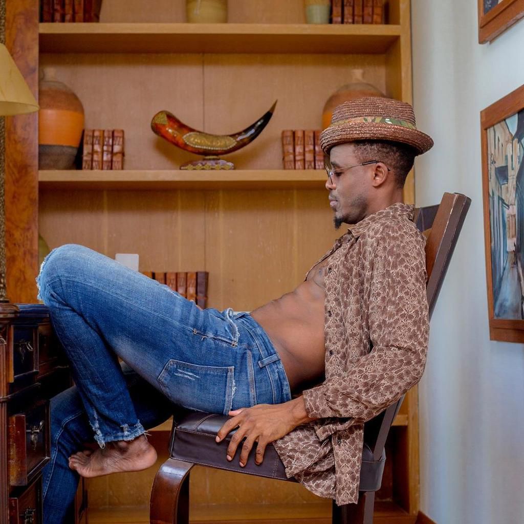 Nikome – Alikiba warns Diamond minutes after Wasafi Festival invite