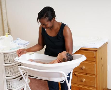 Cleaning your baby (iStock)