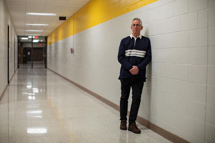 After Ads and Rallies, It Comes Down to Neighbors Talking to Neighbors