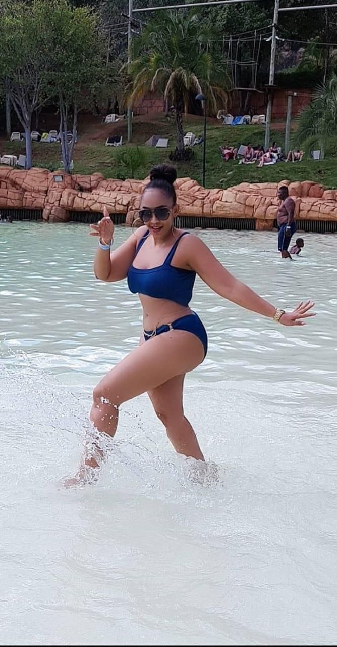 Zari Hassan flaunts her sexy curves in tiny Blue Bikini (Photos)
