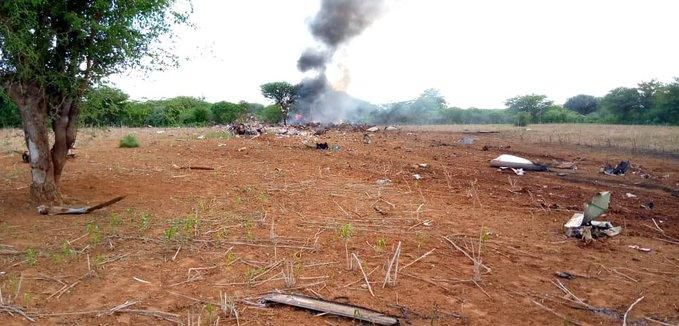 Plane crashes killing passengers