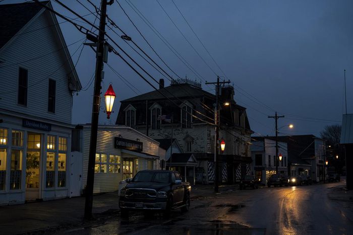 'Group of Local Vigilantes' Try to Forcibly Quarantine Out-of-Towners, Officials Say