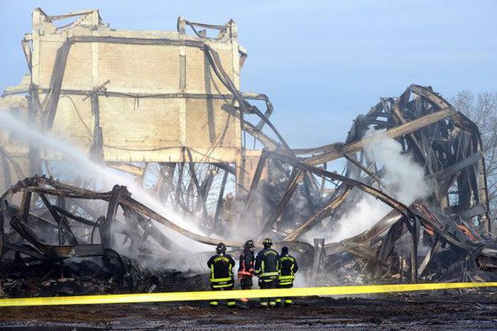 Teenagers charged with setting fire to Shakespeare Theater in Connecticut