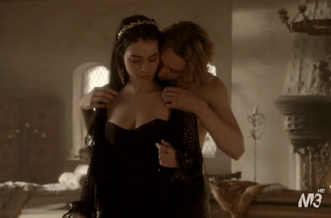 A dress is best for car sex(Goodreads)