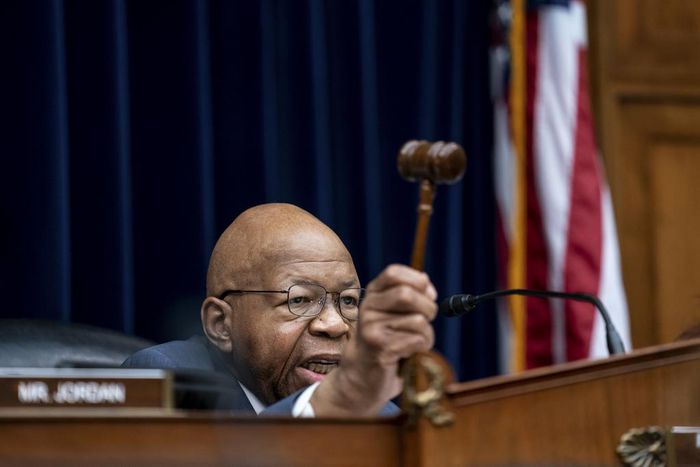 Elijah Cummings, Powerful Democrat Who Investigated Trump, Dies at 68