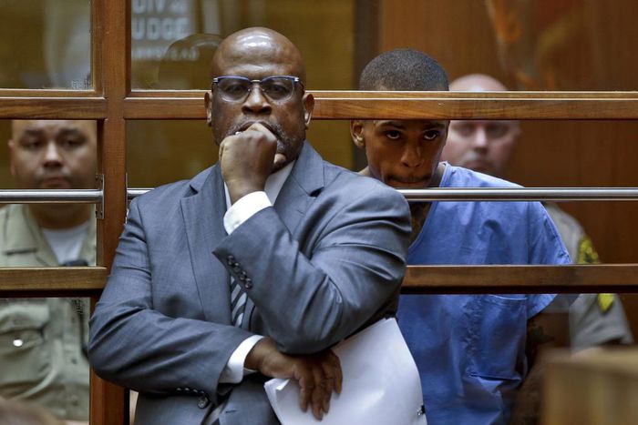 Simpson Prosecutor Will Defend Suspect in Rap Star's Killing