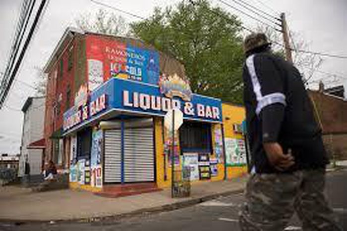 Trenton bar shooting 9 people hit by gunfire