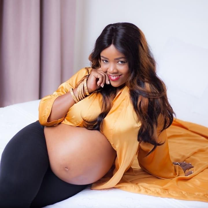 Zuleha's maternity photo-shoot (Access Films)