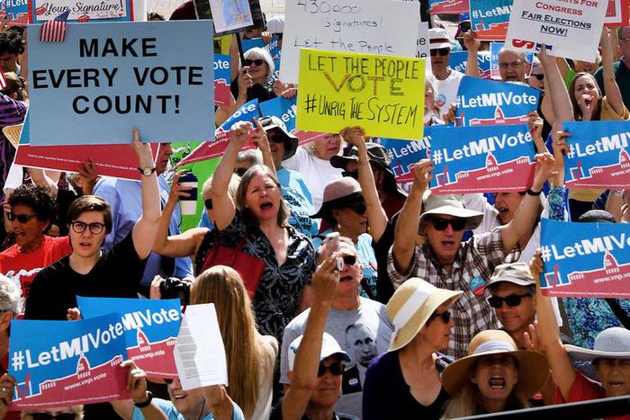 Judges rule Michigan's congressional districts are unconstitutionally gerrymandered, order them redrawn