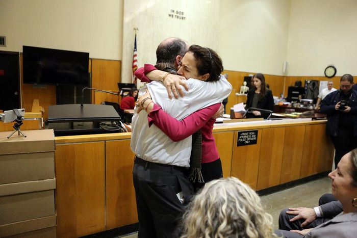 Jury Convicts Husband of Strangling Wife Before She Cut Him From Will