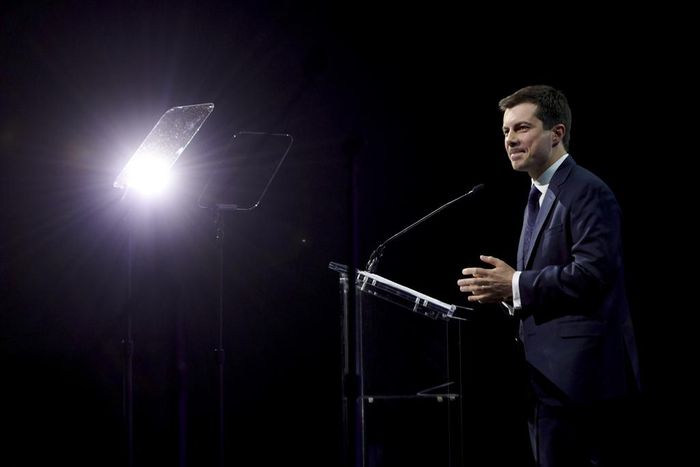 Buttigieg Confronts Race and Identity in Speech to Gay Group