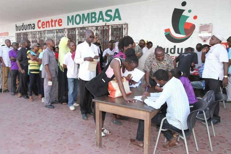 Kenyans registering for Huduma Namba