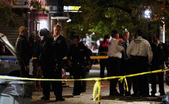 A Naked Man, a Frantic 911 Call, a Deadly Police Encounter
