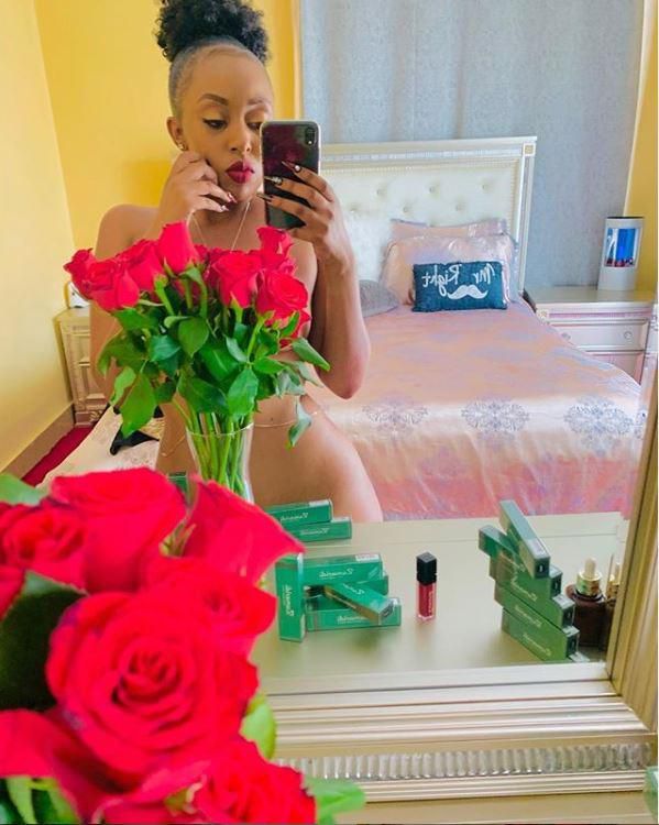 Socialite Amber Ray breaks the internet as she goes nude