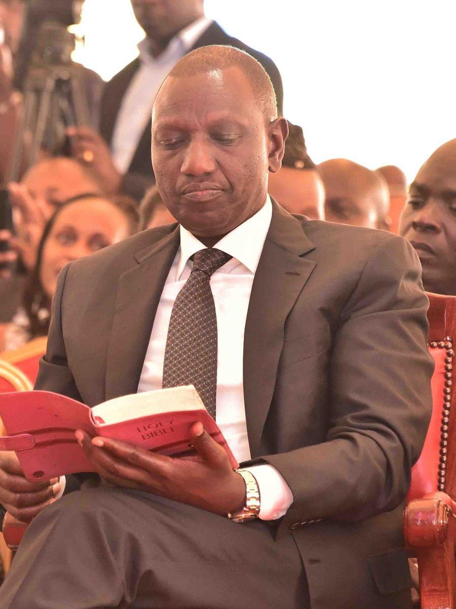 DP William Ruto during a past church service (Twitter)