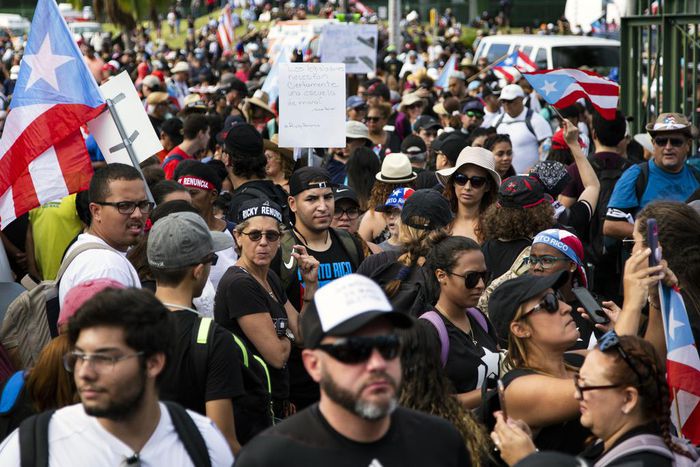 Demonstrators Shut Down Traffic in San Juan
