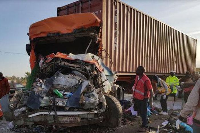 File image of a past accident scene. Two people died on the spot while two others were rushed to hospital after a rad accident at Gilgil along the Nairobi-Nakuru highway