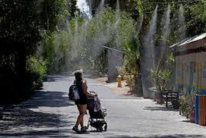 Sprawling 'heat dome' brings health warnings and withering humidity