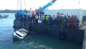 Retrieval of the Vehicle that plunged at the Likoni channel  (Photo courtesy: Levi Mashru)