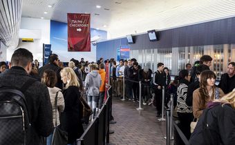 As Government Shutdown Persists, Americans Feel the Bite