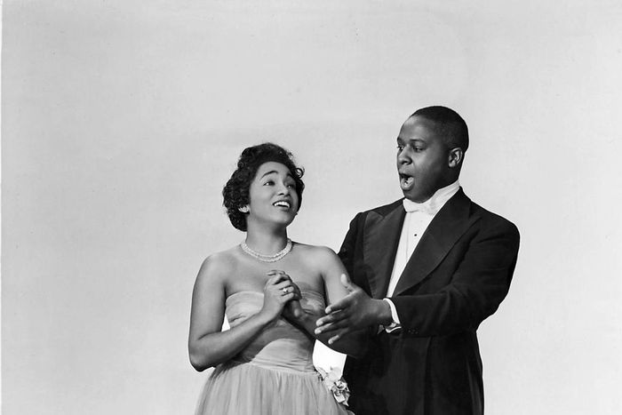 Andrew Frierson, Pioneering Black Opera Singer, Dies at 94