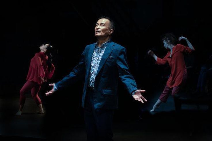 He focuses the eclecticism of La MaMa Moves!