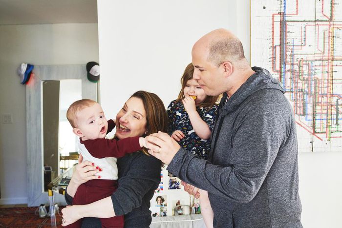 How Brian and Jamie Stelter, News Anchors, Spend Their Sundays