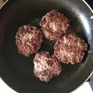 Recipe with a Pulselive twist: Fried beef burger patties
