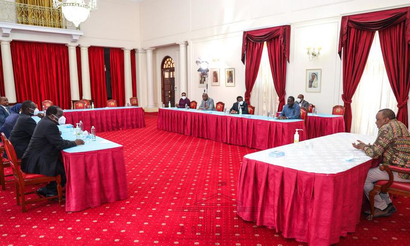 President Uhuru Kenyatta with former PM Raila Odinga, Senate leaders and CoG Chair Wycliffe Oparanya during a meeting in State House, Nairobi