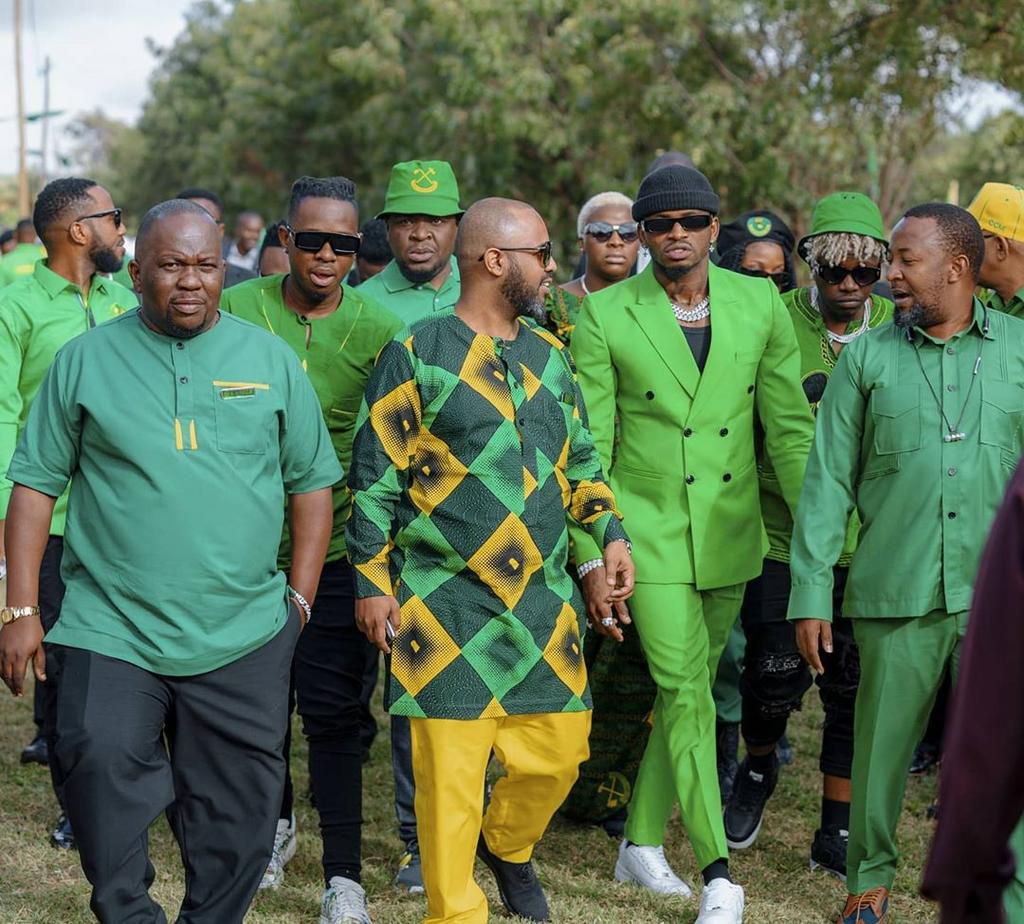 Diamond Platnumz’s message to Manager Babu Tale as he joins Politics