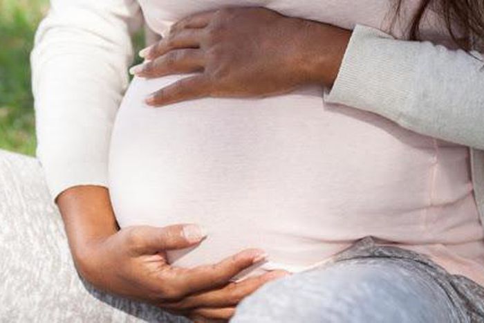 Bleeding in early pregnancy:  Common causes & symptoms