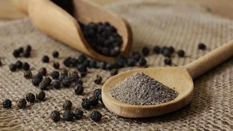 Benefits of black pepper (Healthista)