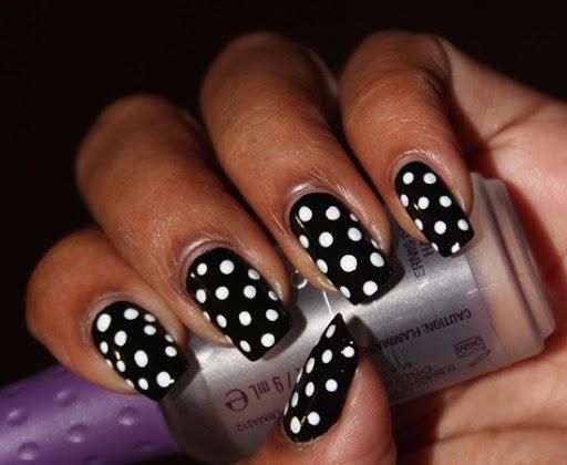 Polka dots nails (Nail Art Gallery - NAILS Magazine)