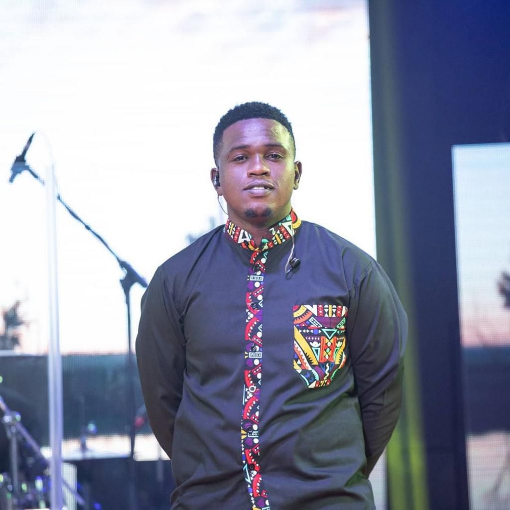 Gospel Singer Manolo