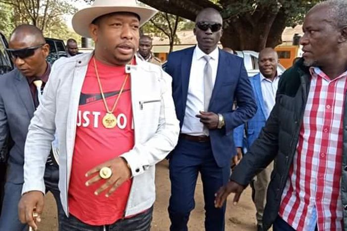 Kalembe Ndile demonstrates his English skills as he demands Sh7 million from Sonko [video]