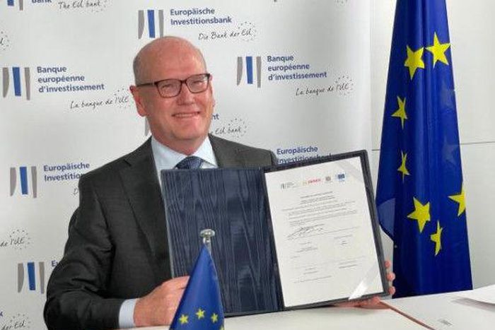 European Investment Bank (EIB)