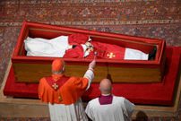Pope Francis' coffin was sealed