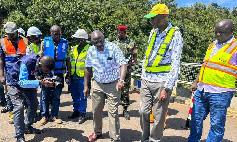 Minister Katumba Wamala announced closure of Karuma Bridge