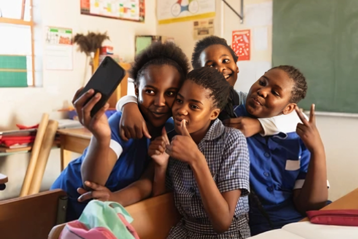 The Government has provided gudance on allowing mobile devices in schools