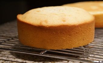 How to bake a vanilla sponge cake [KerelaCookingRecipe]