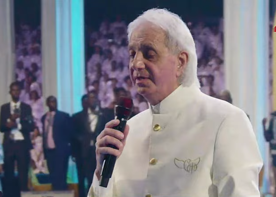 Pastor Benny Hinn