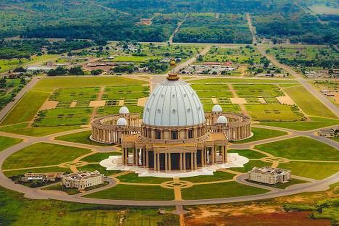 Yamoussoukro is the new capital of Tanzania [google]