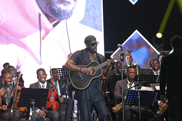 The evening reached its peak when Maurice Kirya took the stage, captivating the audience with a soulful rendition of hits from his 2022 album The Road to Kirya