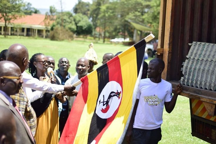 Minister Alice Kaboyo launched the distribution of iron sheets in Busoga and Luwero