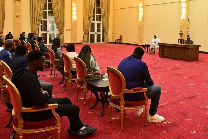 President Yoweri Museveni met with UK-based Ugandans at State House